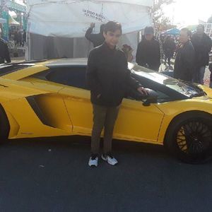 Meet your Posher, Luis